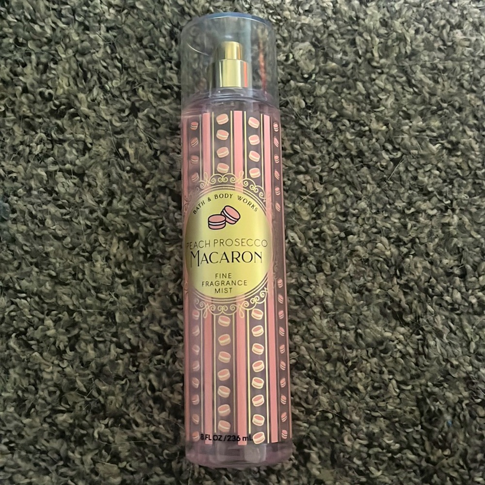 🍰🍑Peach Prosecco Macaron fine fragrance must